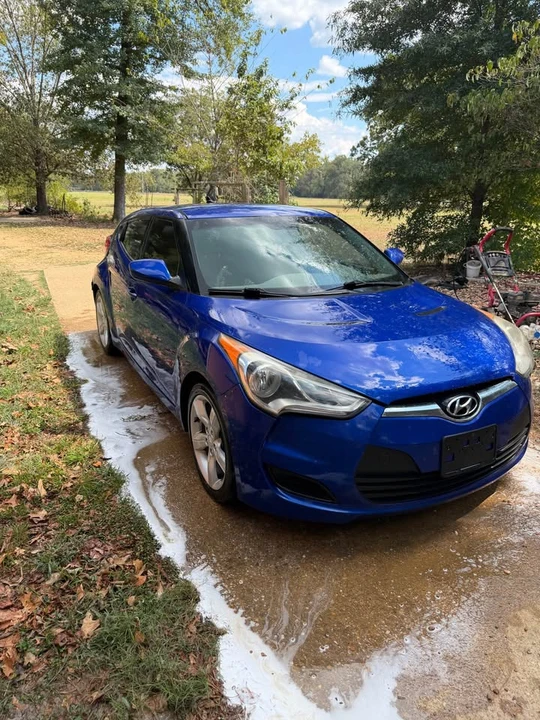 2013 Hyundai Veloster - Image 3 of 8