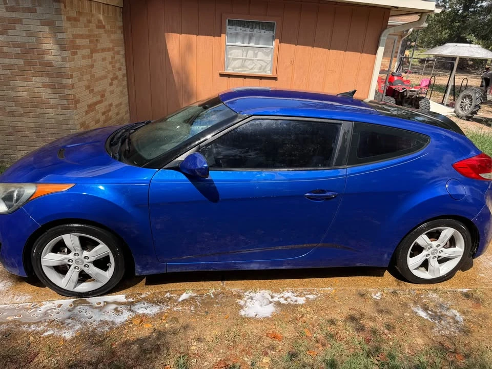 2013 Hyundai Veloster - Image 4 of 8