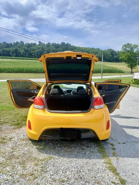 2013 Hyundai Veloster - Image 4 of 20