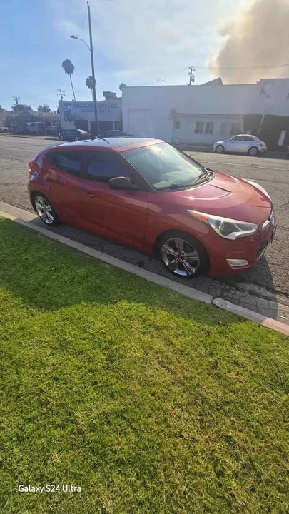 2013 Hyundai Veloster - Image 3 of 5