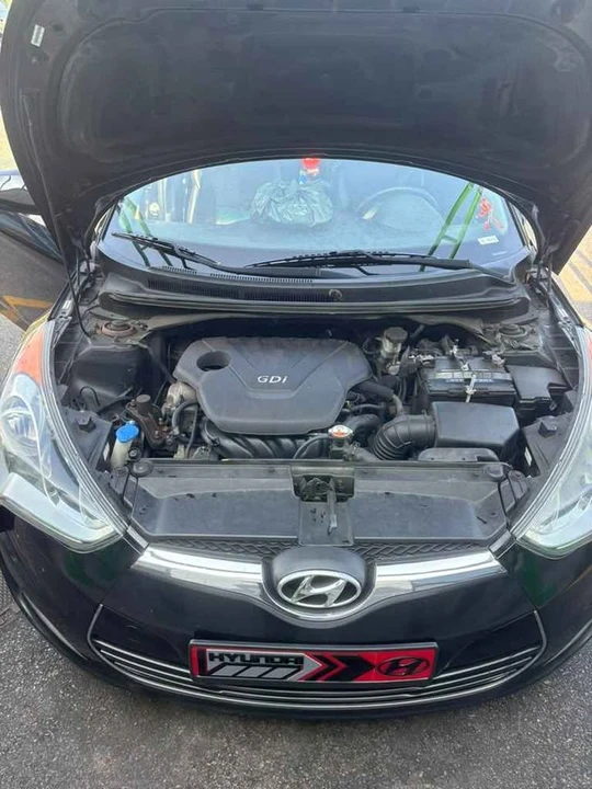 2013 Hyundai Veloster - Image 9 of 10