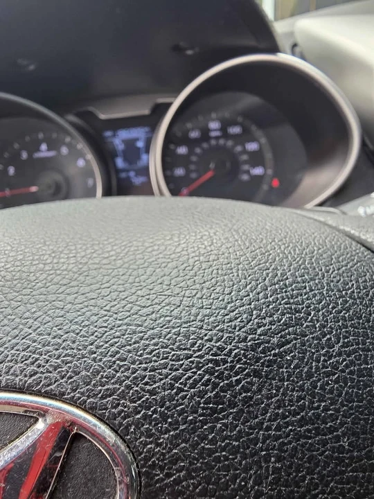 2013 Hyundai Veloster - Image 6 of 9