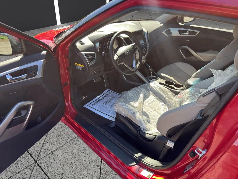 2013 Hyundai Veloster - Image 14 of 20