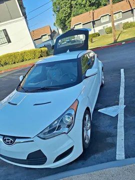 2013 Hyundai Veloster 2.0 Coupe 3D
