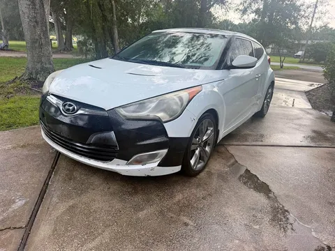 2013 Hyundai Veloster 2.0 Coupe 3D