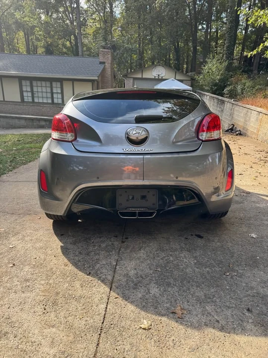 2013 Hyundai Veloster - Image 2 of 9