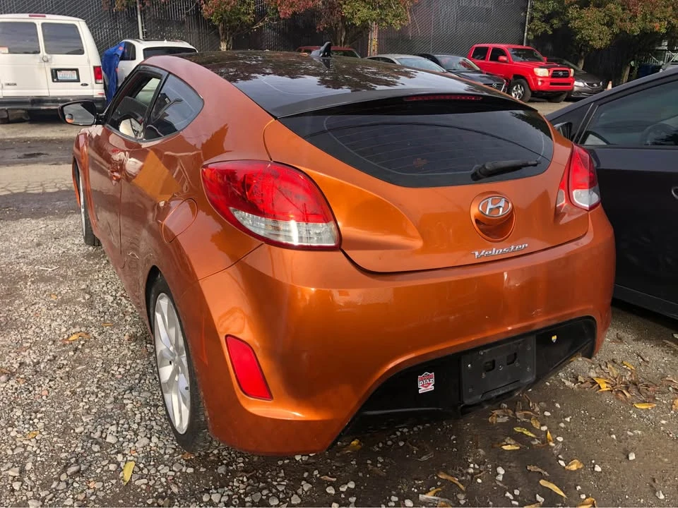 2013 Hyundai Veloster - Image 3 of 10