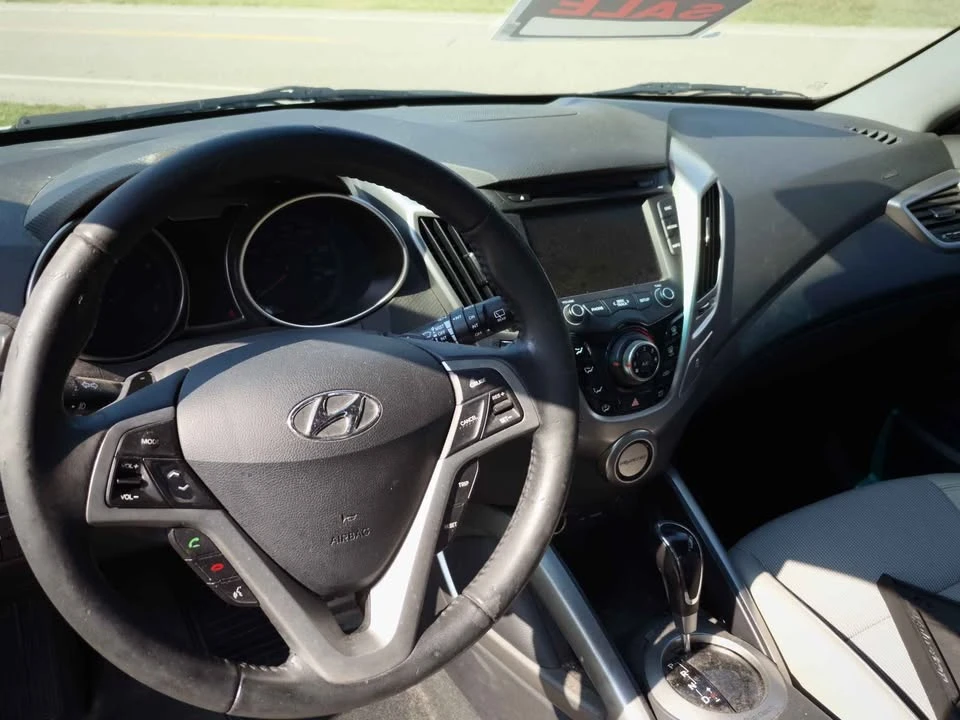 2013 Hyundai Veloster - Image 6 of 9