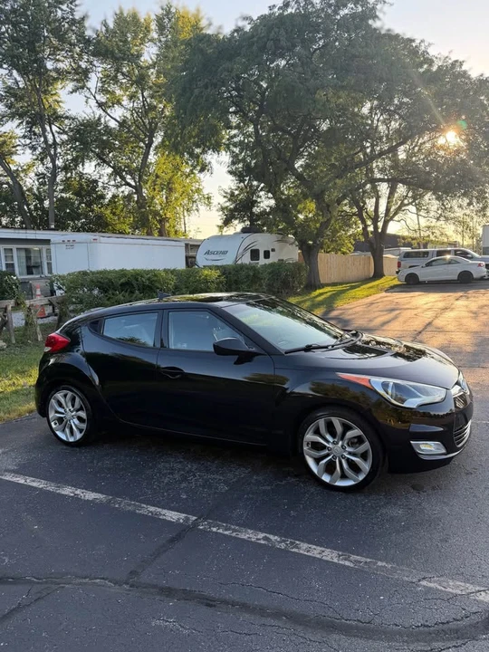 2013 Hyundai Veloster - Image 4 of 17