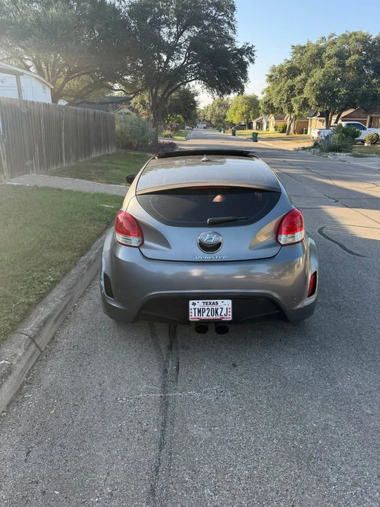 2013 Hyundai Veloster - Image 3 of 9