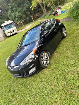 2013 Hyundai Veloster 2.0 Premium Coupe 3D