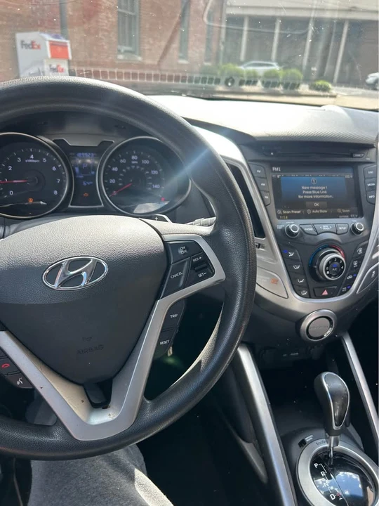 2013 Hyundai Veloster - Image 12 of 12
