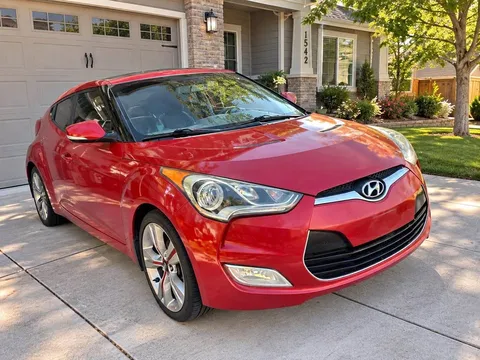 2013 Hyundai Veloster 2.0 Premium Coupe 3D