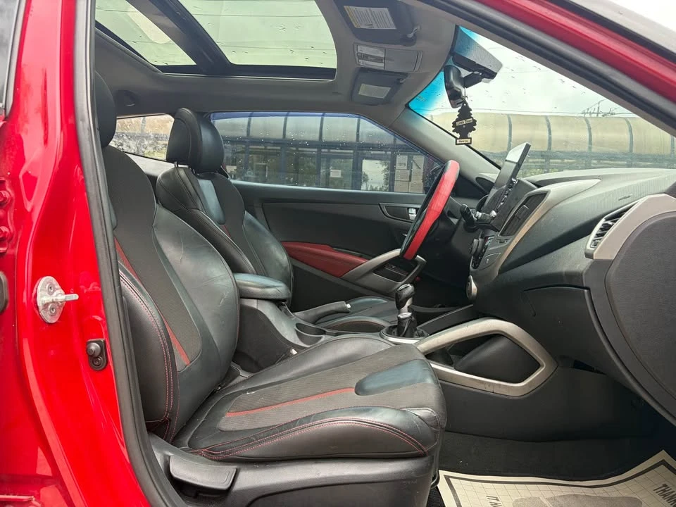 2013 Hyundai Veloster - Image 11 of 20