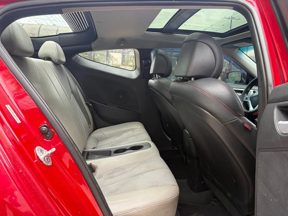 2013 Hyundai Veloster - Image 12 of 20