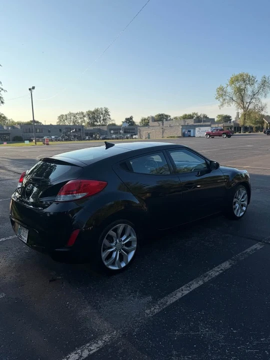 2013 Hyundai Veloster - Image 7 of 17