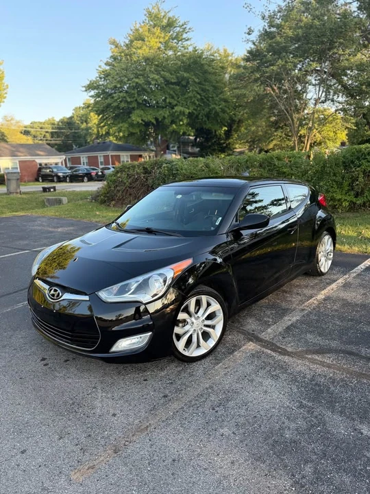 2013 Hyundai Veloster - Image 9 of 17