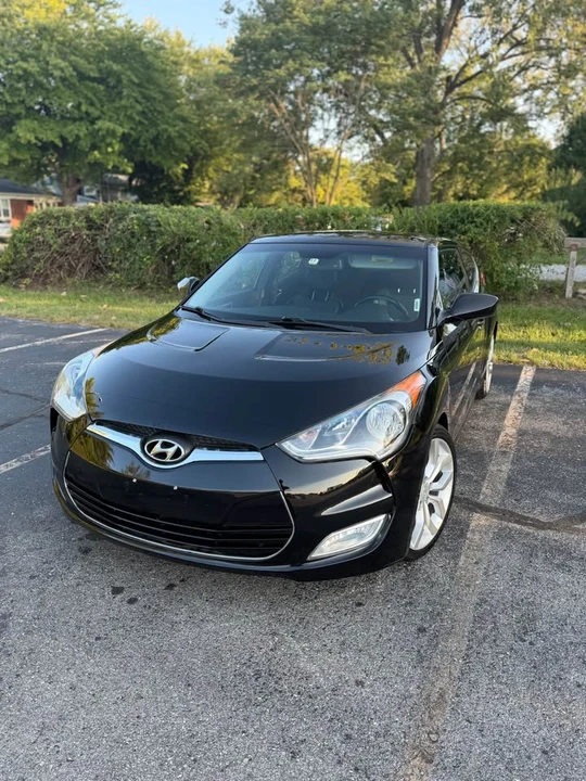2013 Hyundai Veloster - Image 8 of 17