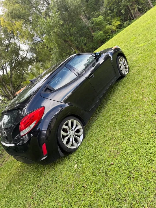 2013 Hyundai Veloster - Image 3 of 6