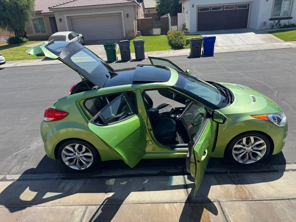 2013 Hyundai Veloster - Image 13 of 20