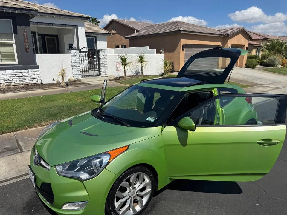 2013 Hyundai Veloster - Image 14 of 20