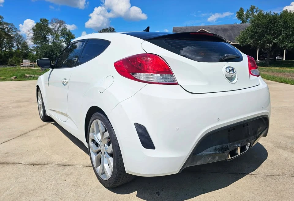 2013 Hyundai Veloster - Image 3 of 20