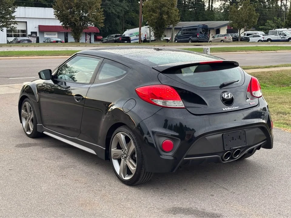 2013 Hyundai Veloster - Image 6 of 17
