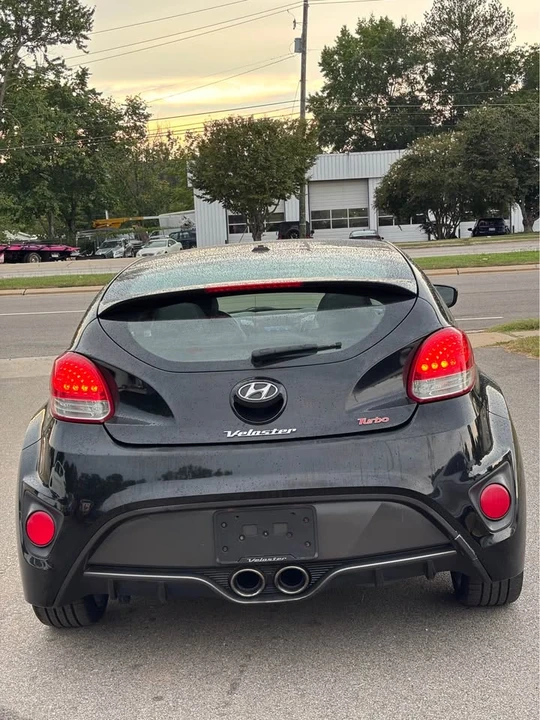 2013 Hyundai Veloster - Image 5 of 17