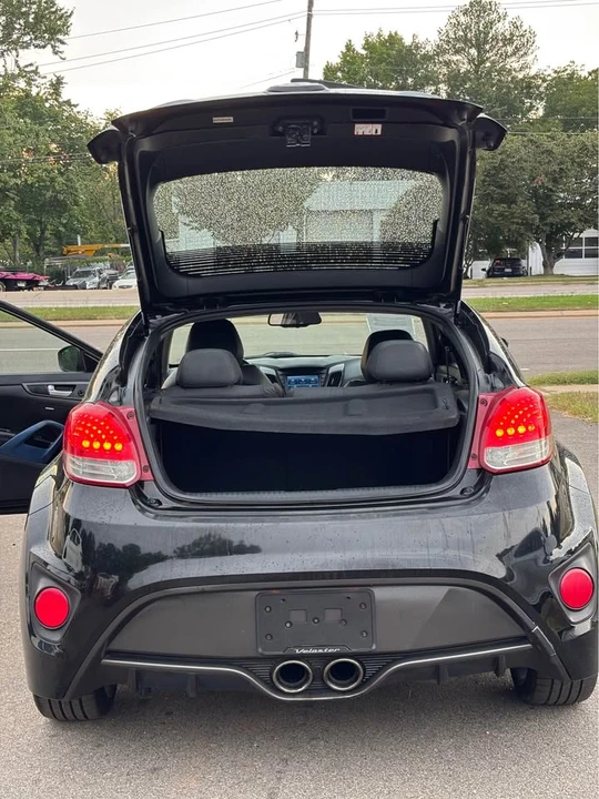 2013 Hyundai Veloster - Image 13 of 17
