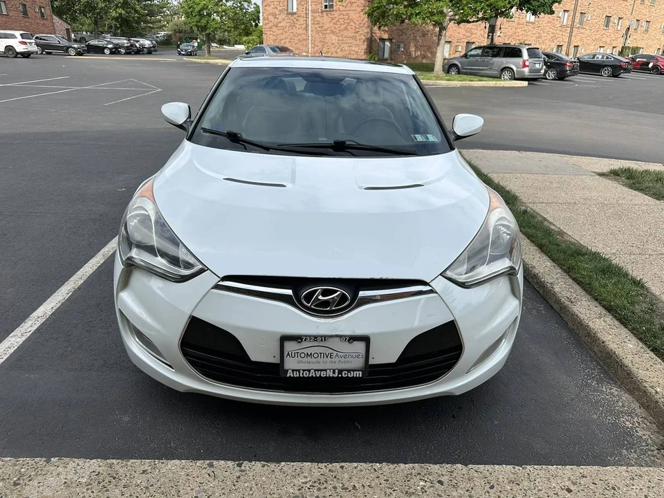 2013 Hyundai Veloster - Image 7 of 20