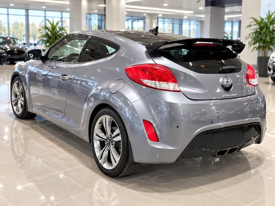 2013 Hyundai Veloster - Image 7 of 15