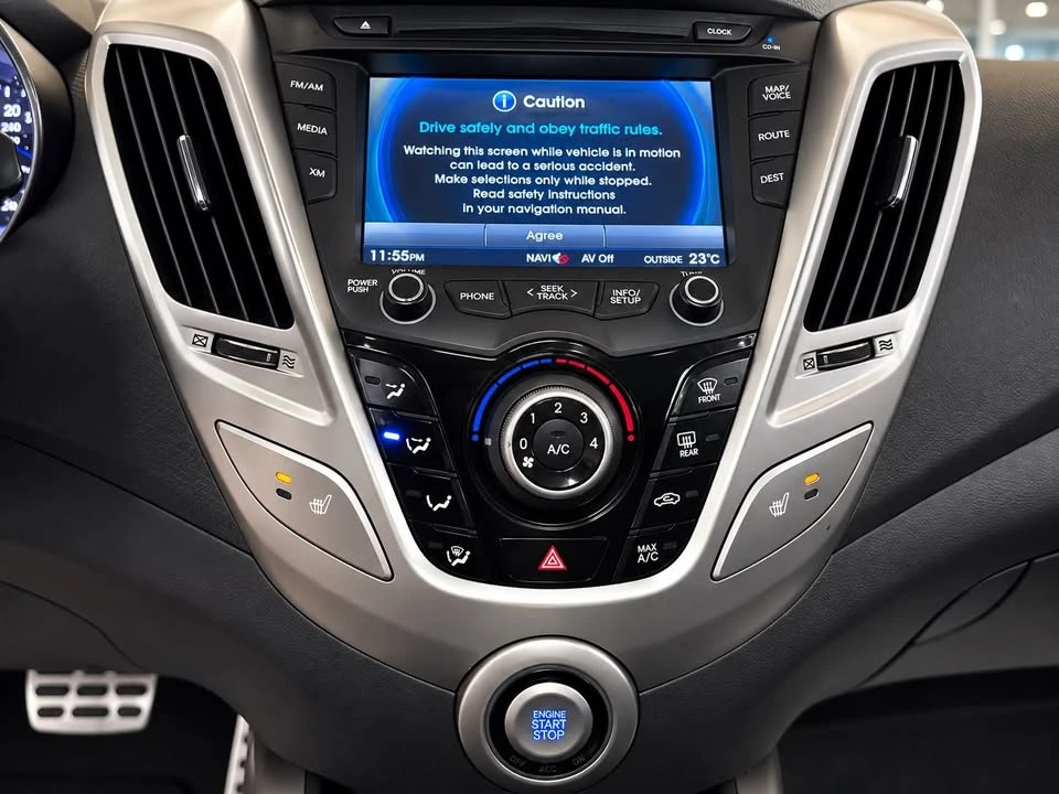 2013 Hyundai Veloster - Image 11 of 15