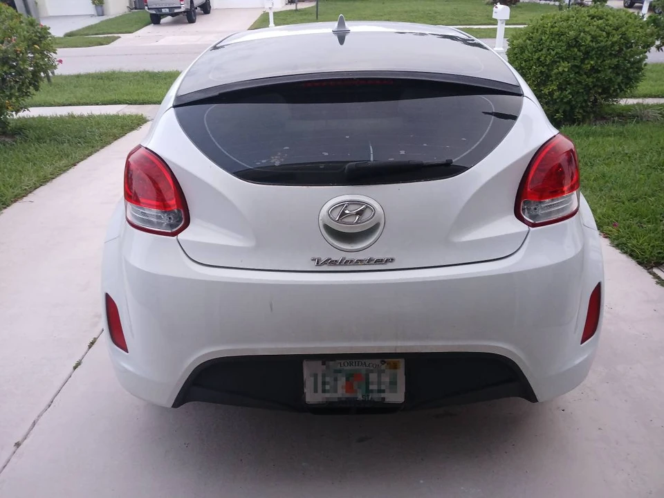 2013 Hyundai Veloster - Image 5 of 24