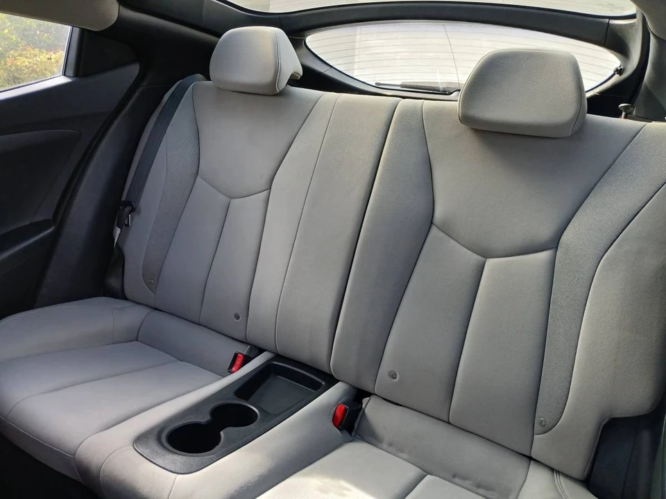 2013 Hyundai Veloster - Image 14 of 24