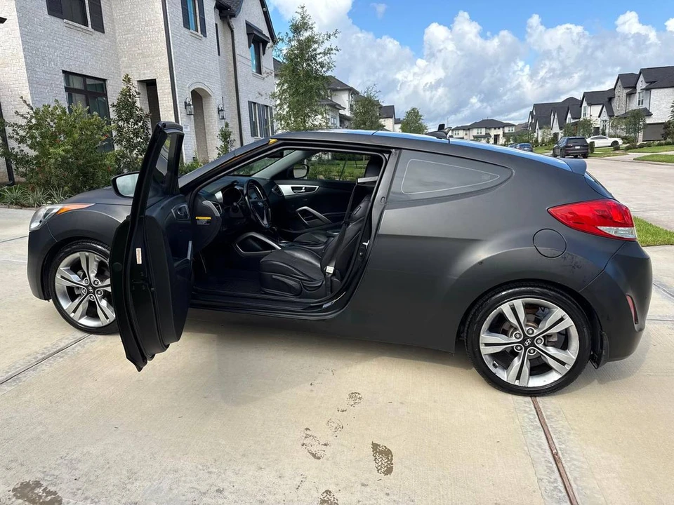 2013 Hyundai Veloster - Image 6 of 17