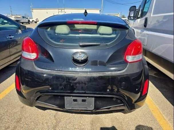 2013 Hyundai Veloster - Image 6 of 11