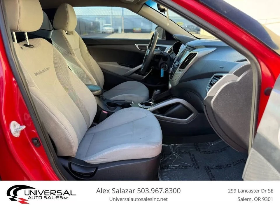 2013 Hyundai Veloster - Image 18 of 20