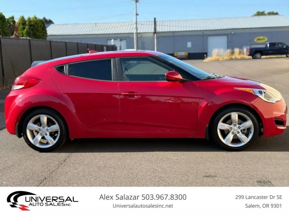 2013 Hyundai Veloster - Image 8 of 20