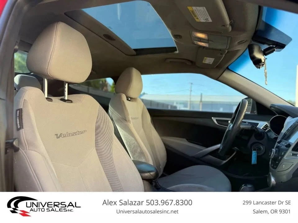 2013 Hyundai Veloster - Image 19 of 20
