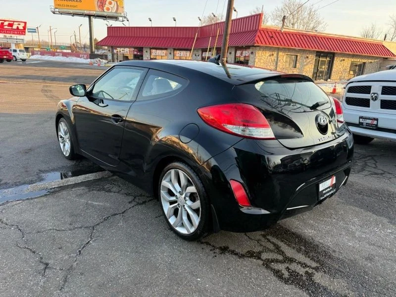 2013 Hyundai Veloster - Image 6 of 12