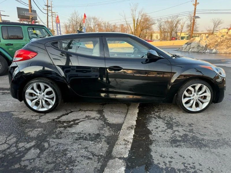 2013 Hyundai Veloster - Image 4 of 12