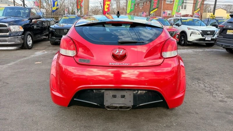 2013 Hyundai Veloster - Image 6 of 12
