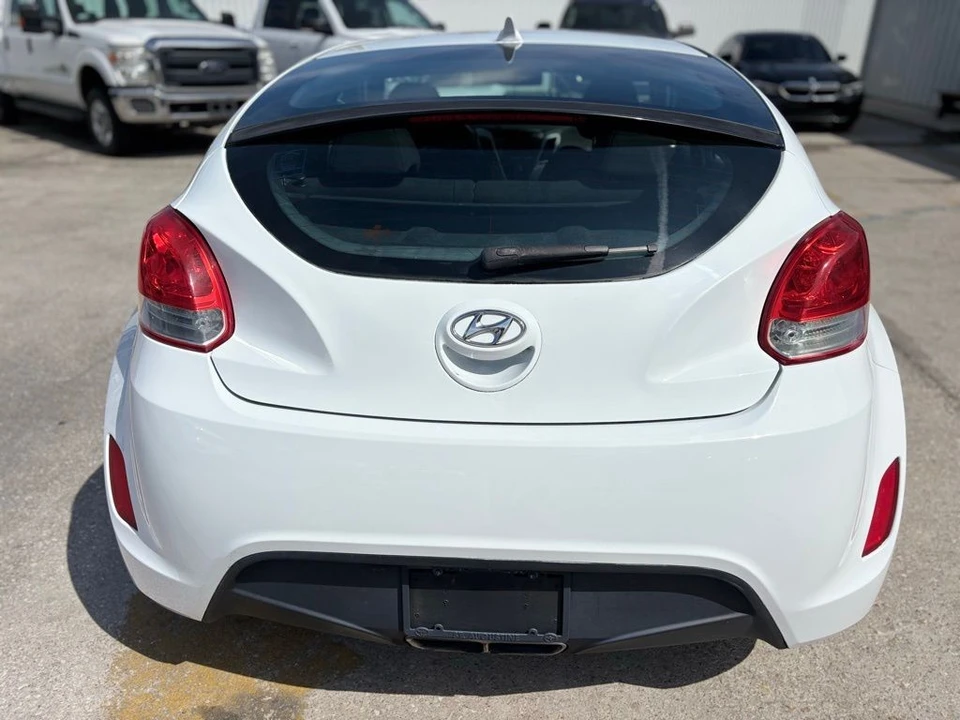 2013 Hyundai Veloster - Image 4 of 21