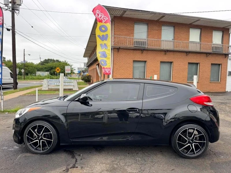 2013 Hyundai Veloster - Image 9 of 12