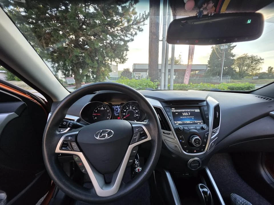 2013 Hyundai Veloster - Image 7 of 11