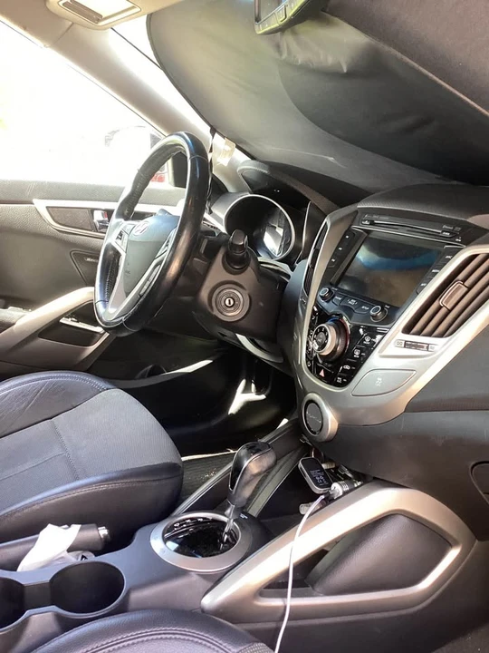 2013 Hyundai Veloster - Image 7 of 11