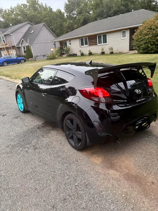2013 Hyundai Veloster - Image 3 of 5