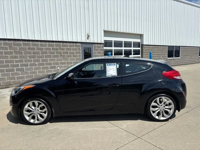 2013 Hyundai Veloster - Image 10 of 20