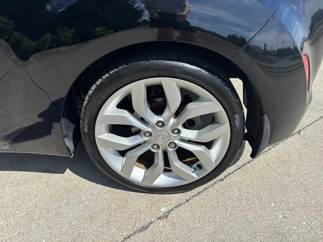2013 Hyundai Veloster - Image 11 of 20