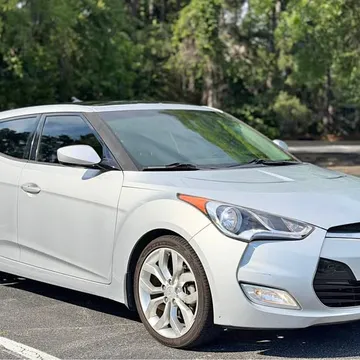 2013 Hyundai Veloster Coupe 3D